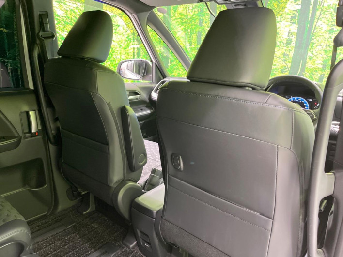 2024 Toyota Voxy 6AA-ZWR95W (UW-69f0224ad6d62)[27]