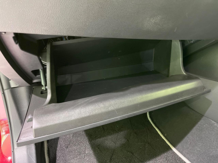 2018 Toyota C-HR DAA-ZYX10 (UW-69f0224b1fd1f)[27]