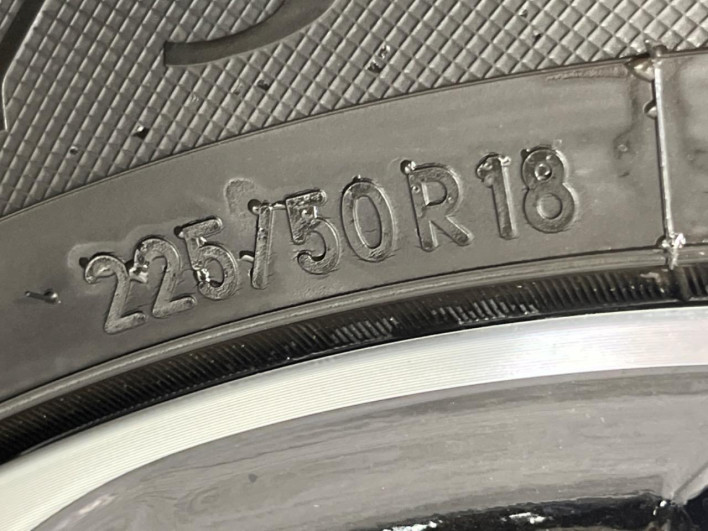 2019 Toyota C-HR DAA-ZYX10 (UW-69f0224b9c962)[15]