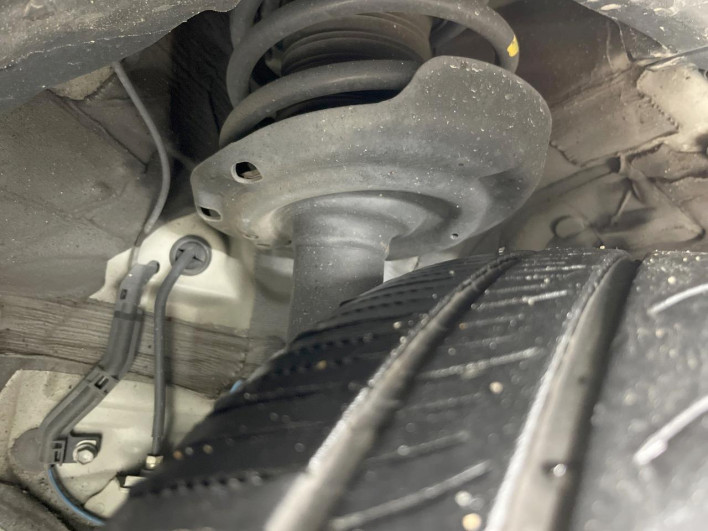 2019 Toyota C-HR DAA-ZYX10 (UW-69f0224bbb704)[21]