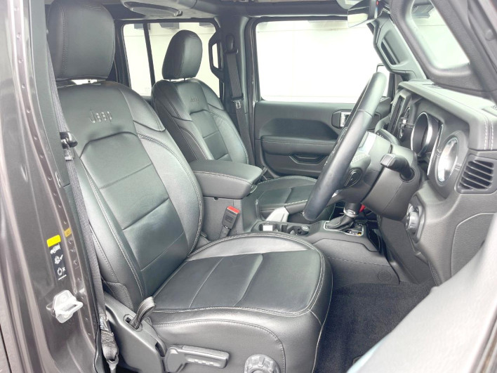 2021 Chrysler Jeep Wrangler Unlimited 3BA-JL20L (UW-69f06651602e9)[26]