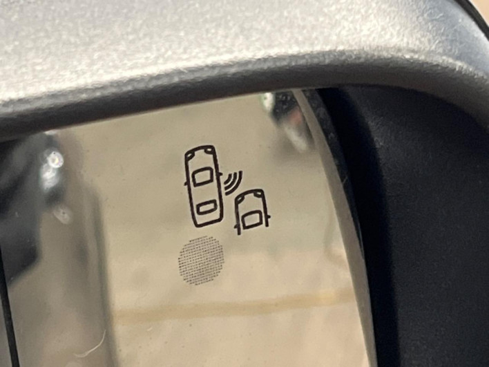 2023 Chrysler Jeep Renegade 3BA-BV13PM (UW-69f0665247543)[24]