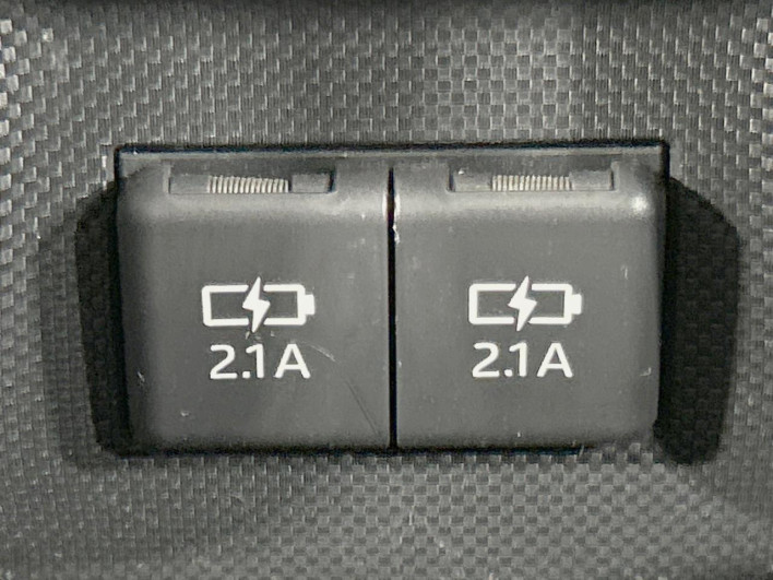 2019 Toyota Raize 5BA-A200A (UW-69f0665512953)[26]