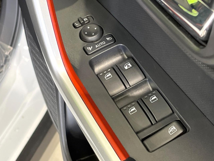 2020 Toyota Raize 5BA-A200A (UW-69f06656cd268)[28]