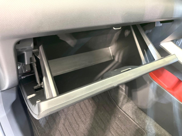 2020 Toyota Raize 5BA-A200A (UW-69f066576ac9d)[14]