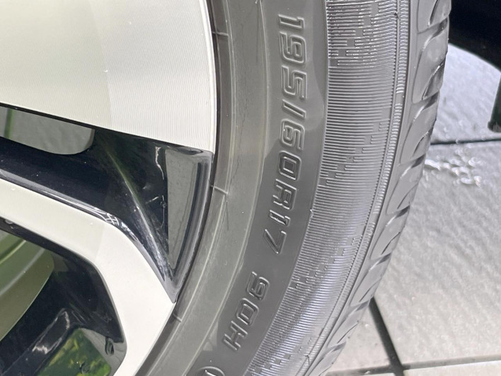 2020 Toyota Raize 5BA-A200A (UW-69f066582fc42)[22]