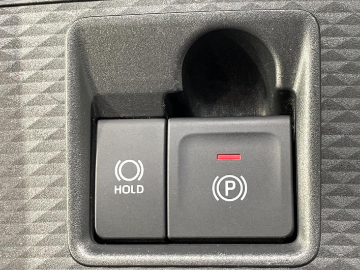 2022 Toyota Raize 5AA-A202A (UW-69f0665c41515)[10]