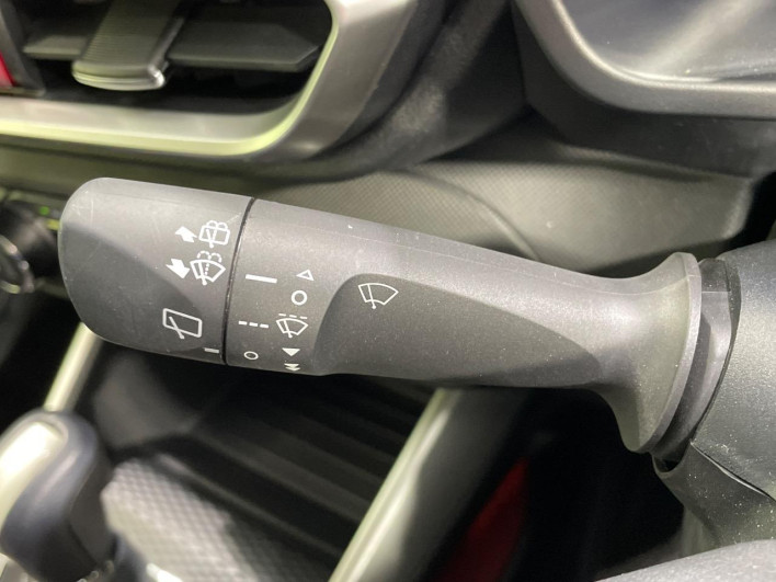 2019 Toyota Raize 5BA-A210A (UW-69f0665eac3ab)[10]