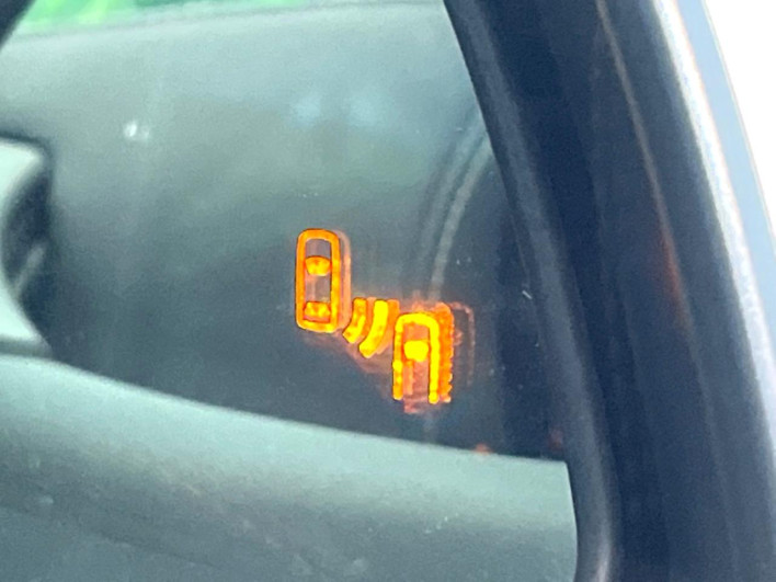 2023 Toyota Alphard Hybrid 6AA-AAHH40W (UW-69f0666053526)[17]