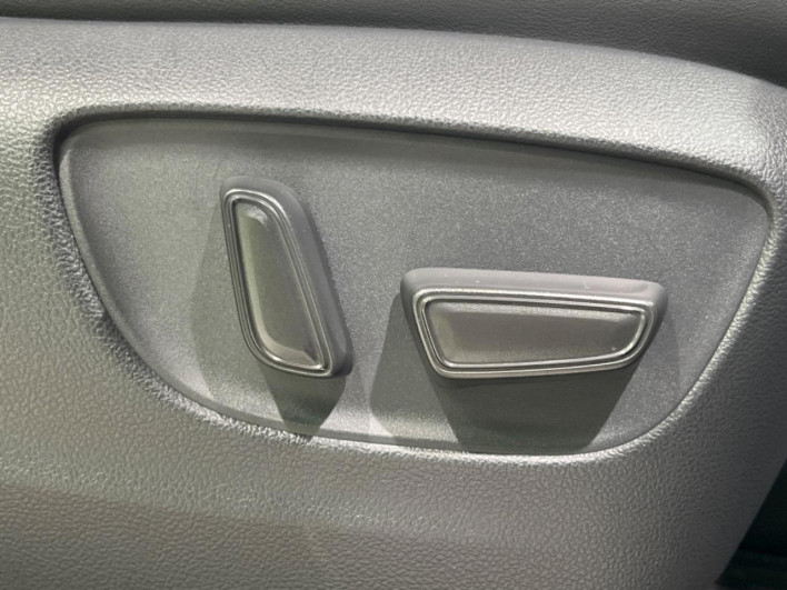 2023 Toyota Alphard Hybrid 6AA-AAHH40W (UW-69f06660559e0)[22]