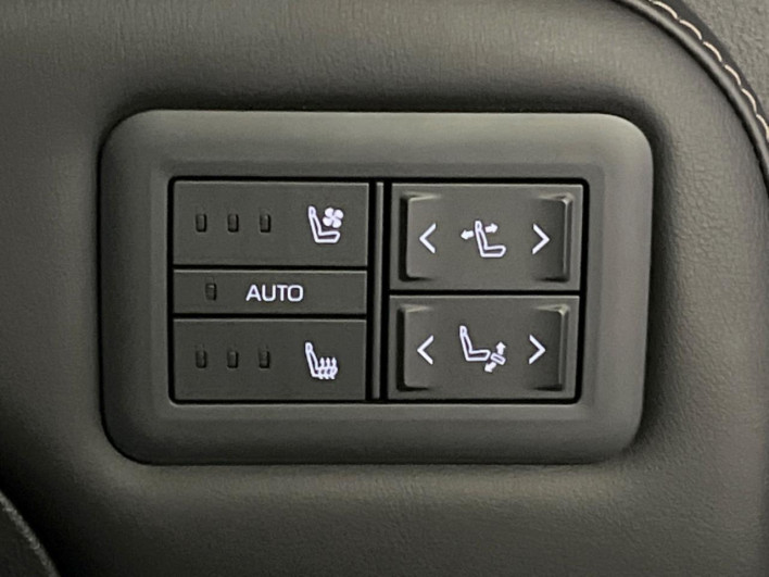 2023 Toyota Alphard Hybrid 6AA-AAHH40W (UW-69f06660559e0)[8]