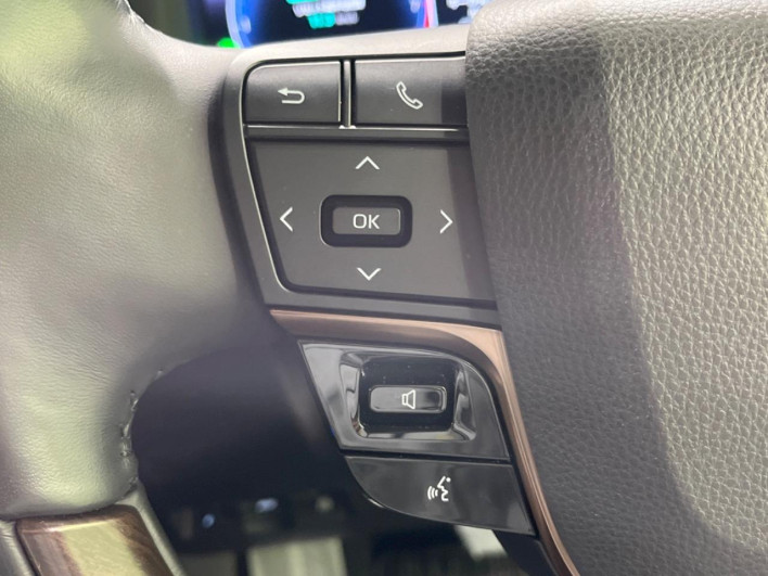 2023 Toyota Alphard Hybrid 6AA-AAHH40W (UW-69f06660559e0)[25]