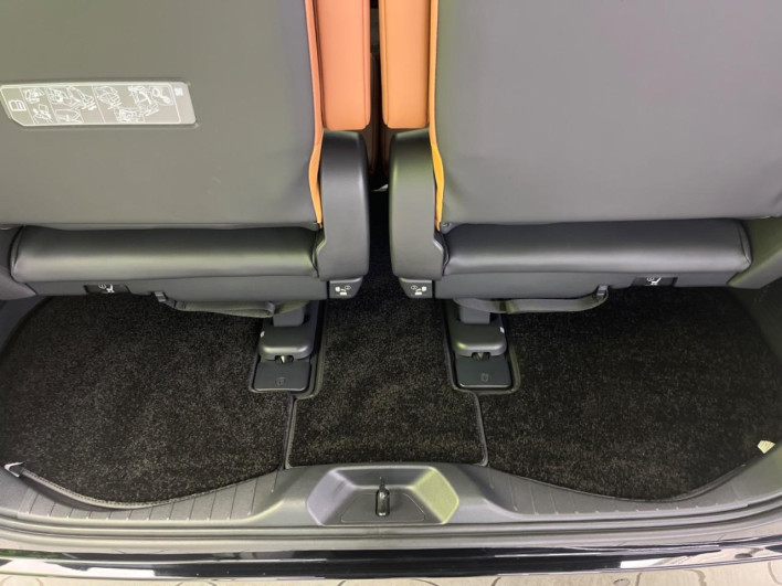 2025 Toyota Vellfire Hybrid 6AA-AAHH40W (UW-69f06662235cc)[15]