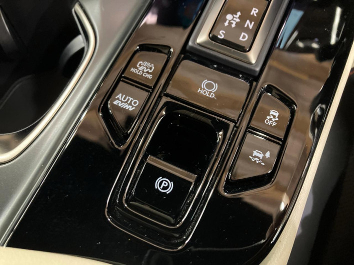 2021 Lexus NX 6LA-AAZH26 (UW-69f06663ed82f)[23]