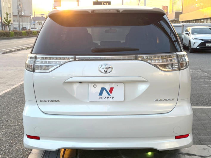 2012 Toyota Estima DBA-ACR50W (UW-69f066647656e)[20]