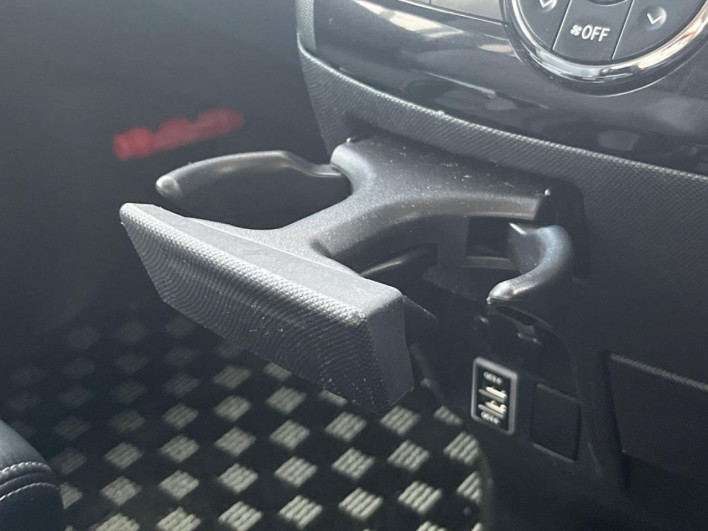 2015 Toyota Estima DBA-ACR50W (UW-69f06664a7c8e)[15]