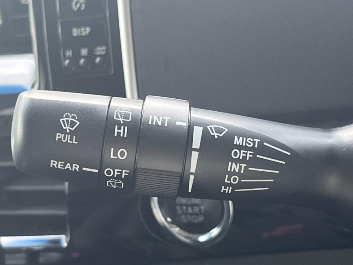 2015 Toyota Estima DBA-ACR50W (UW-69f06664a7c8e)[21]