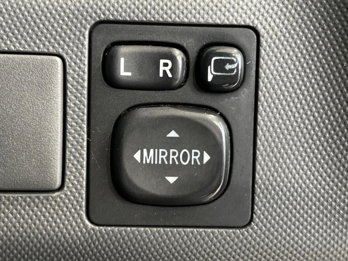 2011 Toyota Estima DBA-ACR55W (UW-69f06665b8c58)[21]