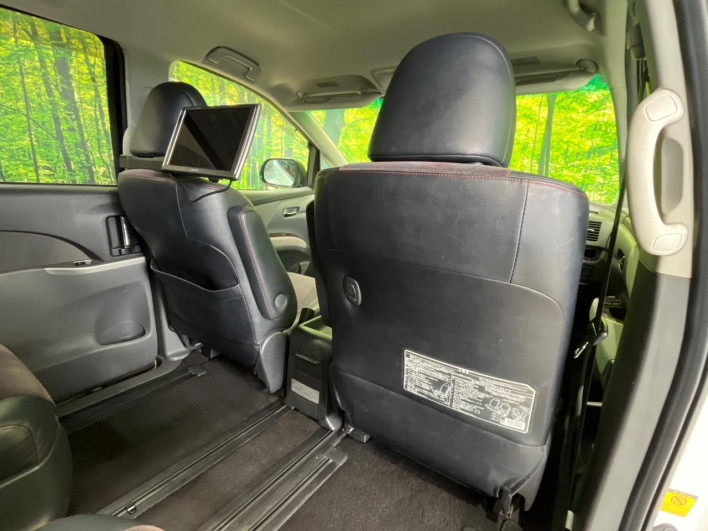 2011 Toyota Estima DBA-ACR55W (UW-69f06665b8c58)[28]