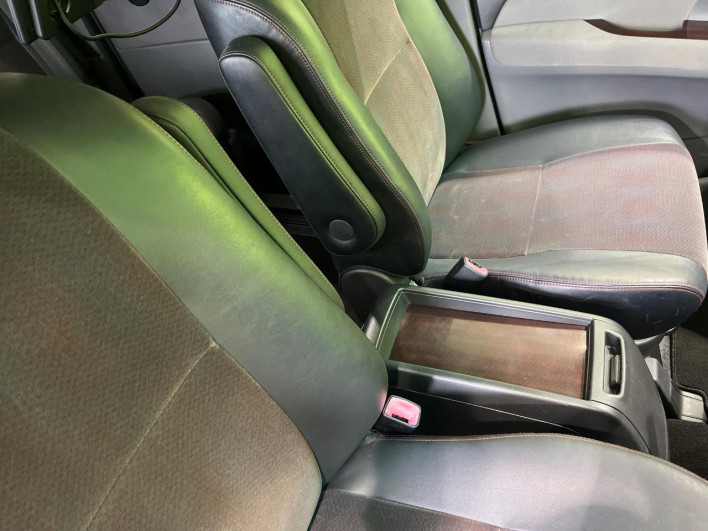 2011 Toyota Estima DBA-ACR55W (UW-69f06665b8c58)[22]