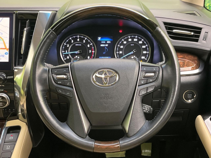 2020 Toyota Alphard 3BA-AGH30W (UW-69f066678f7e8)[28]