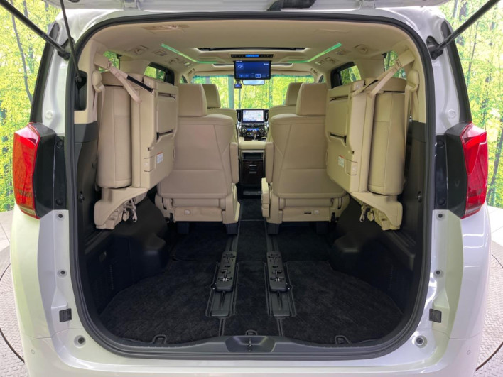 2020 Toyota Alphard 3BA-AGH30W (UW-69f066678f7e8)[14]