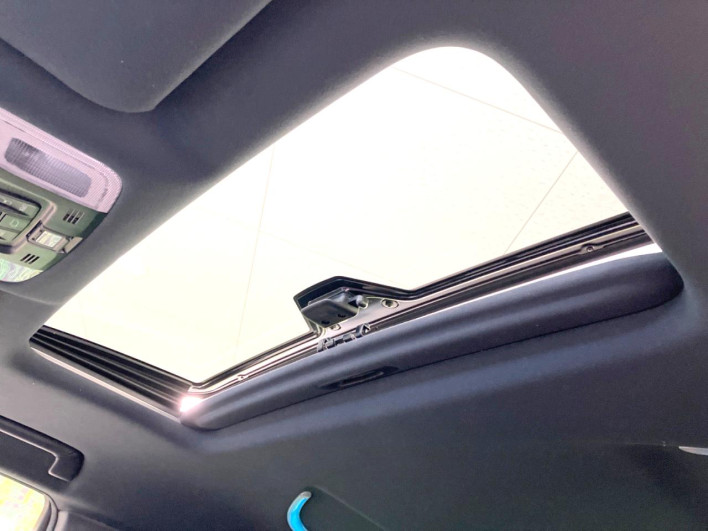 2020 Toyota Alphard 3BA-AGH30W (UW-69f06667d4d96)[5]