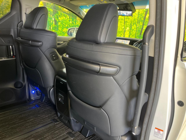 2020 Toyota Alphard 3BA-AGH30W (UW-69f066684ca9b)[19]