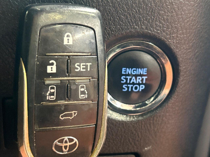 2021 Toyota Alphard 3BA-AGH30W (UW-69f06669312ee)[5]