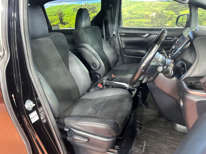 2021 Toyota Alphard 3BA-AGH30W (UW-69f06669312ee)[24]