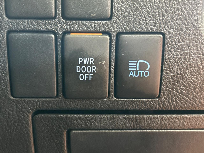 2021 Toyota Alphard 3BA-AGH30W (UW-69f06669312ee)[7]