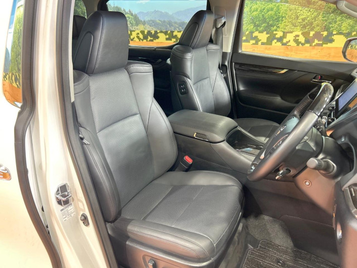 2022 Toyota Alphard 3BA-AGH30W (UW-69f0666a5e873)[24]