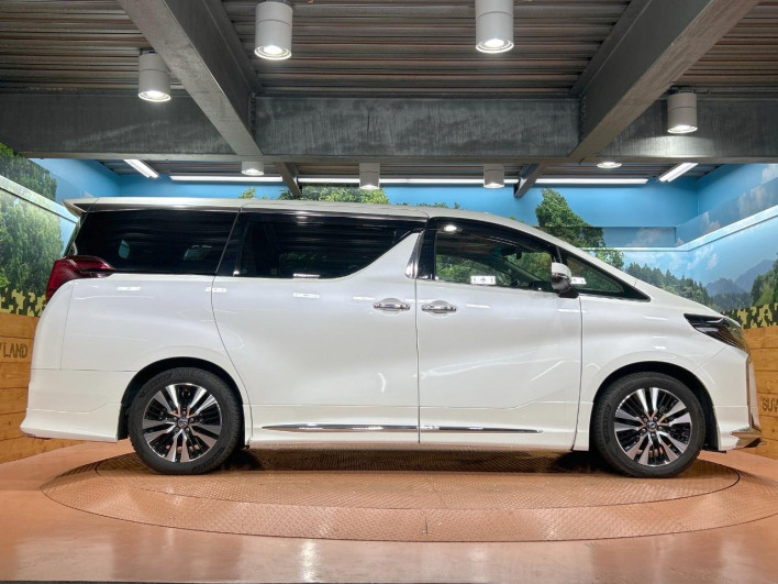 2022 Toyota Alphard 3BA-AGH30W (UW-69f0666a5e873)[10]