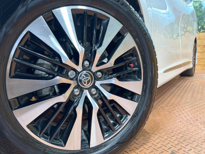 2022 Toyota Alphard 3BA-AGH30W (UW-69f0666a5e873)[13]