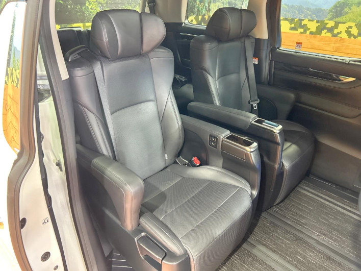 2022 Toyota Alphard 3BA-AGH30W (UW-69f0666a5e873)[25]