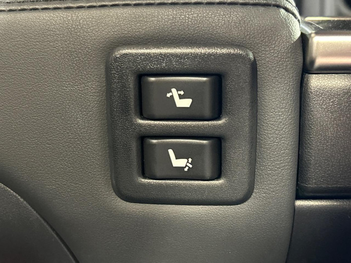 2022 Toyota Alphard 3BA-AGH30W (UW-69f0666a98eb7)[29]