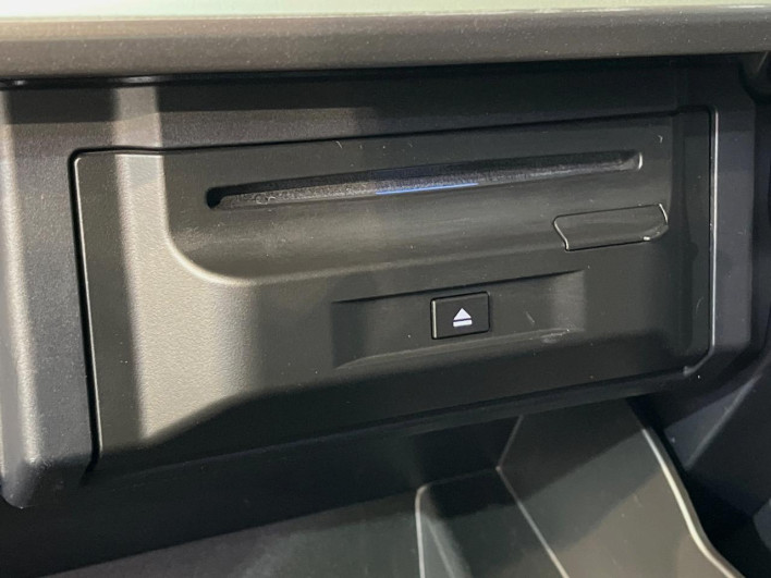 2020 Toyota Alphard 3BA-AGH35W (UW-69f0666be628b)[28]