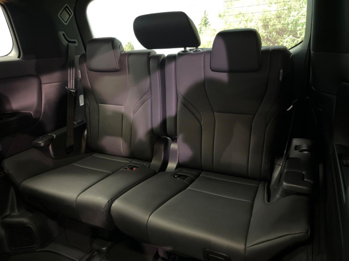 2024 Toyota Alphard 3BA-AGH40W (UW-69f0666e6b8b9)[13]