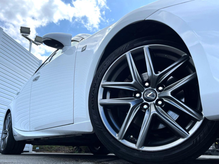 2017 Lexus IS DAA-AVE30 (UW-69f06673152fe)[11]