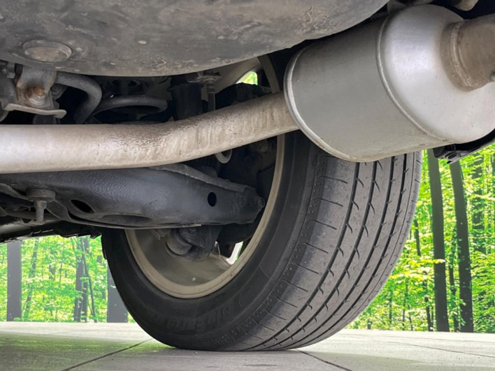 2014 Toyota Harrier Hybrid DAA-AVU65W (UW-69f066739e307)[19]