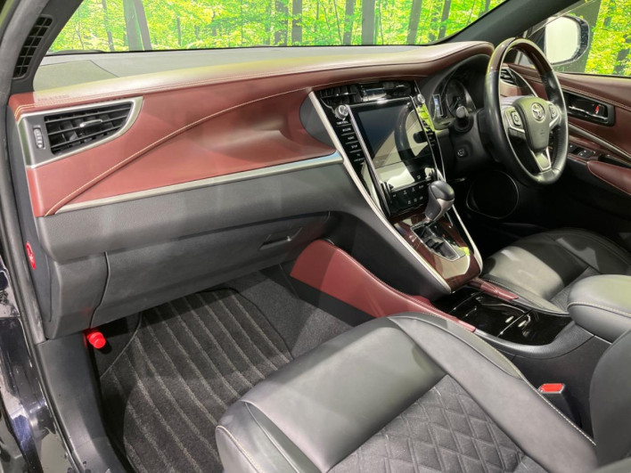 2014 Toyota Harrier Hybrid DAA-AVU65W (UW-69f066739e307)[23]