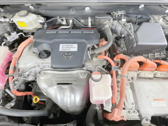 2015 Toyota Harrier Hybrid DAA-AVU65W (UW-69f06673ba92e)[25]