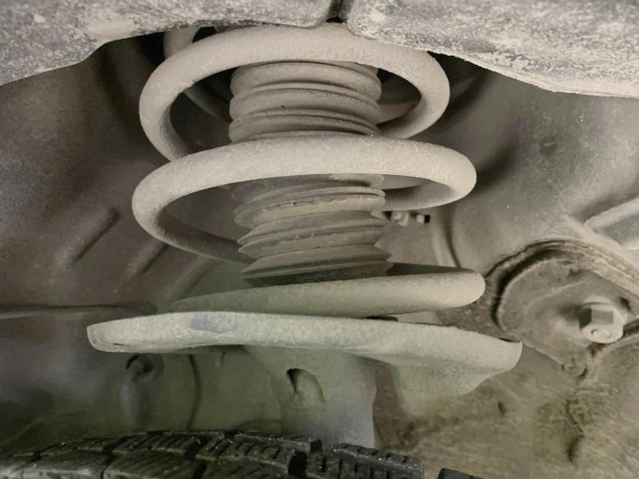 2015 Toyota Harrier Hybrid DAA-AVU65W (UW-69f06673ba92e)[20]