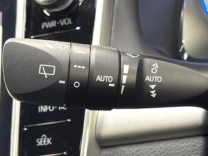 2019 Toyota Harrier Hybrid DAA-AVU65W (UW-69f06674c88ef)[11]