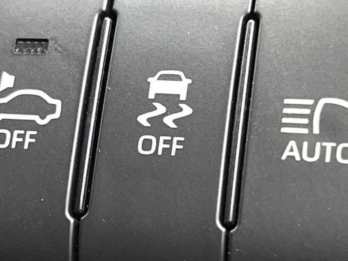 2019 Toyota Harrier Hybrid DAA-AVU65W (UW-69f06674c88ef)[22]