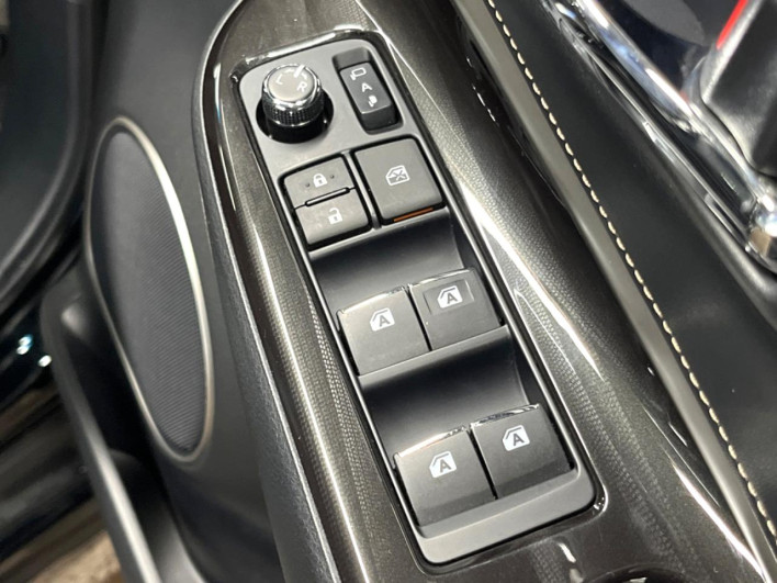 2019 Toyota Harrier Hybrid DAA-AVU65W (UW-69f06674c88ef)[24]