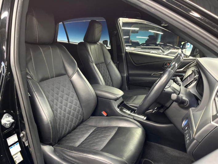 2019 Toyota Harrier Hybrid DAA-AVU65W (UW-69f06674c88ef)[26]