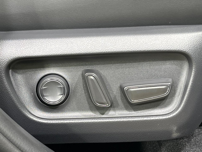 2026 Toyota RAV4 6AA-AXAN64 (UW-69f06675ebb92)[16]