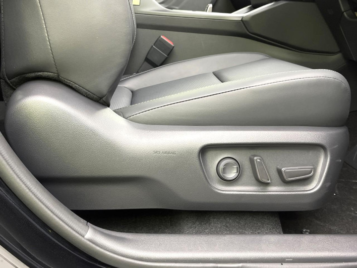 2026 Toyota RAV4 6AA-AXAN64 (UW-69f0667631e5b)[21]