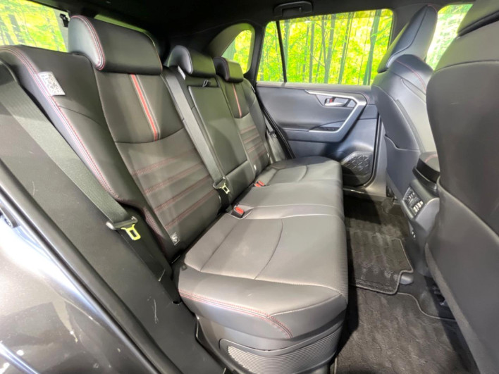 2021 Toyota RAV4 PHV 6LA-AXAP54 (UW-69f06676a3c84)[23]